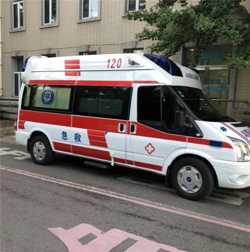 德庆选择我们的救护车出租,开启安心转院之旅